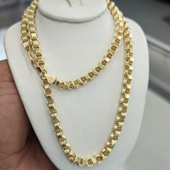 10kt Real Gold Box Byzentine Chain 5.2mm 24 inches